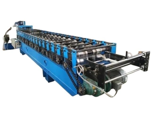 เครื่องกํากับผนังโลหะและโปรไฟล์ Soffit Roll Forming สําหรับผลิตภัณฑ์ปลายเรียบและสวยงาม