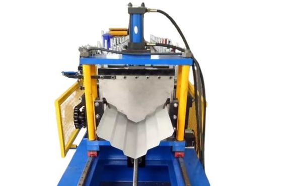 4kw เครื่องปรับปรุง Ridge Cap Roll ที่มีประสิทธิภาพสูง สําหรับระบบหลังคาที่ไม่มีรอยต่อ