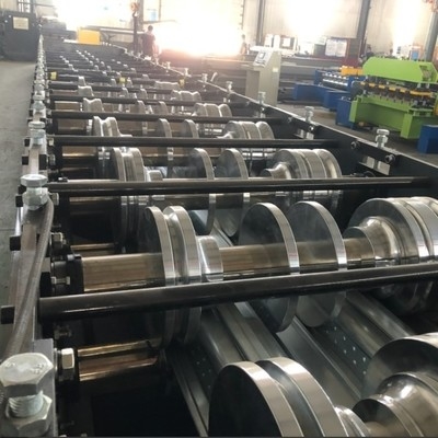 Dovetail Decking เครื่องผลิตม้วนสําหรับตลาดสหรัฐอเมริกา ออกแบบและผลิตเพื่อความต้องการเฉพาะประเทศ