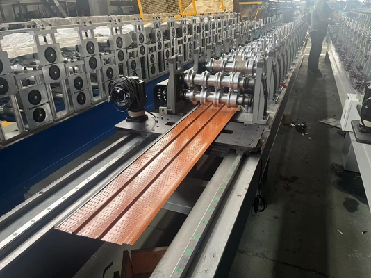 ระบบควบคุมและตัดตัดอัตโนมัติ Soffit แผนงาน Rolling การสร้างเครื่องจักรสําหรับการทํางานที่เรียบร้อย