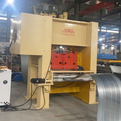 เครื่องขึ้นรูปม้วนโปรไฟล์แผงกั้นเสียง