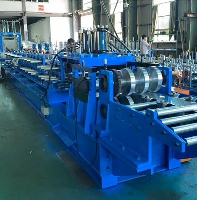 Purlin / โปรไฟล์เหล็กโครงสร้างสําหรับเครื่องทํา Eave Struts